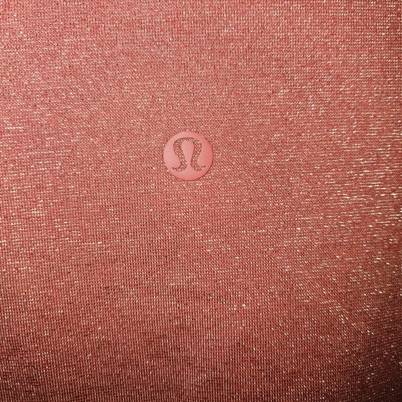 Lulu sparkle rust colored lounge top size 0 - Picture 6 of 10